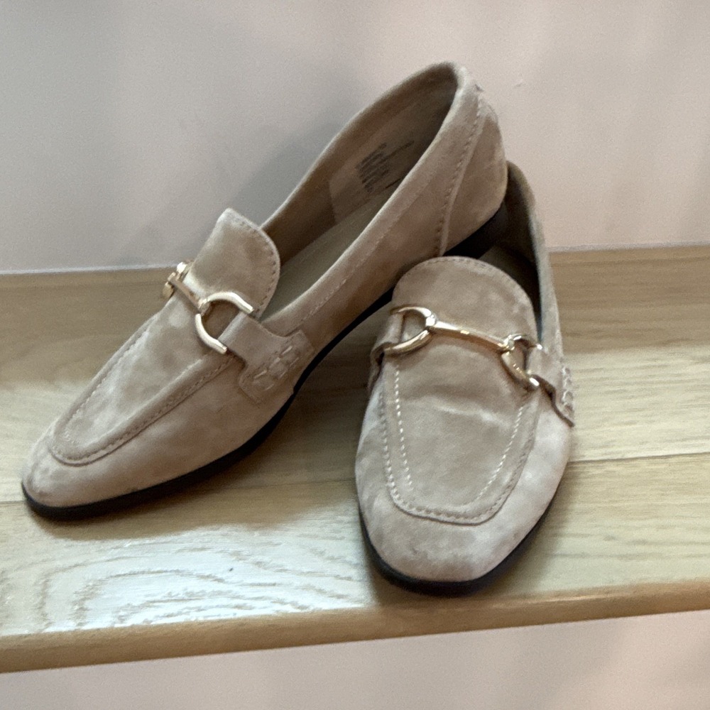 Steve Madden Women's Beige Leather Slip-On Loafer Flats Almond Toe US 7.5 - Picture 7 of 7